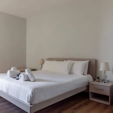 Vatican Pertusa Luxury 6 Rooms And Living King Apartment Vatican View Apartment