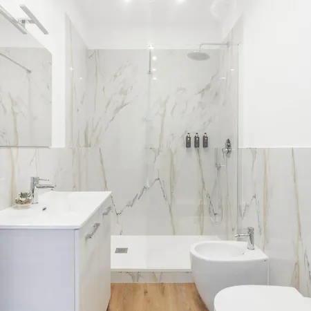 Apartament Vatican Pertusa Luxury 6 Rooms And Living King Apartment Vatican View *