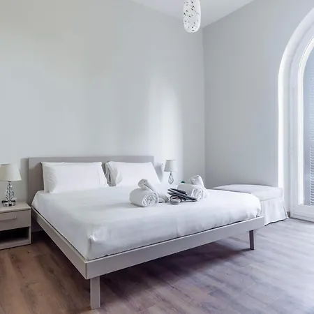 Vatican Pertusa Luxury 6 Rooms And Living King Apartment Vatican View Rzym