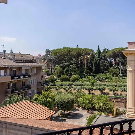 Vatican Pertusa Luxury 6 Rooms And Living King Apartment Vatican View Apartament *